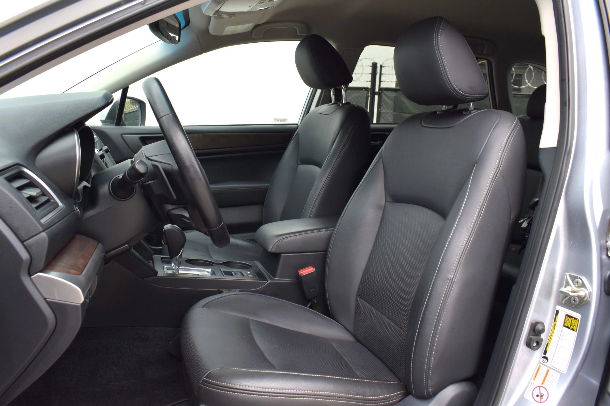 Used 2015 Subaru Outback 2.5i Limited w/ Popular Package #4 AWD/4WD image 46
