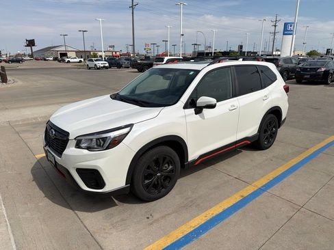Used 2019 Subaru Forester Sport AWD/4WD image 11