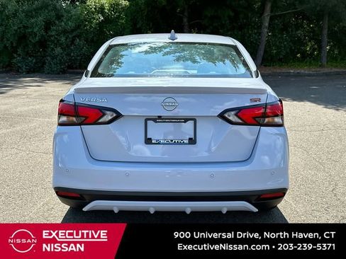 New 2025 Nissan Versa SR w/ Trunk Package image 3