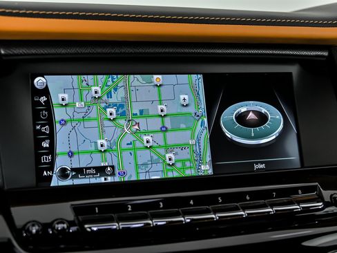 Used 2022 Rolls-Royce Cullinan w/ Dark Exterior Package image 34