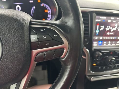 Used 2018 Jeep Grand Cherokee Limited w/ Luxury Group II AWD/4WD image 23