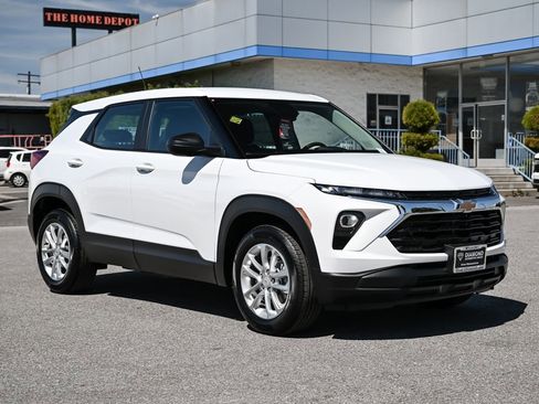 New 2026 Chevrolet TrailBlazer LS image 1