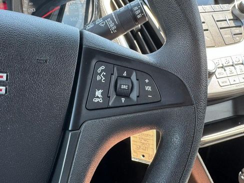 Used 2017 GMC Terrain SLE FWD image 17