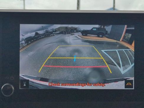 Used 2025 Toyota Tacoma TRD Off-Road w/ TRD Off Road Upgrade Package image 19