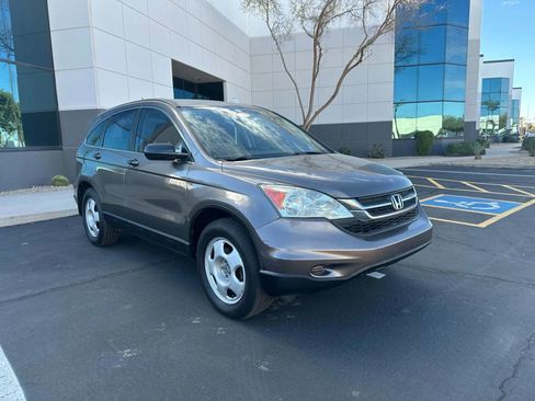 Used 2011 Honda CR-V LX image 3