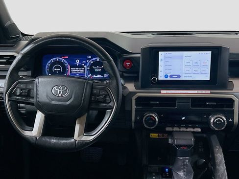 Used 2025 Toyota Tacoma TRD Off-Road w/ TRD Off Road Upgrade Package AWD/4WD image 20