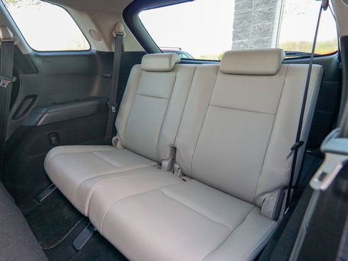 Used 2007 MAZDA CX-9 Touring w/ Moonroof & Bose Audio Pkg FWD image 26