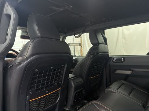 Used 2023 Ford Bronco Badlands AWD/4WD image 19