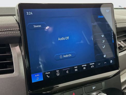 Certified 2022 Ford Expedition XLT image 17