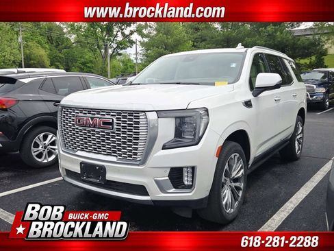 Used 2024 GMC Yukon Denali w/ Advanced Technology Package AWD/4WD image 4
