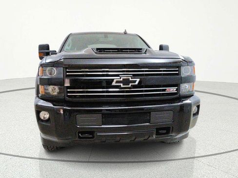 Used 2018 Chevrolet Silverado 2500 LTZ w/ Duramax Plus Package AWD/4WD image 2