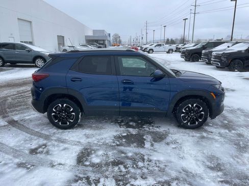 Used 2023 Chevrolet TrailBlazer LT w/ Convenience Package image 8