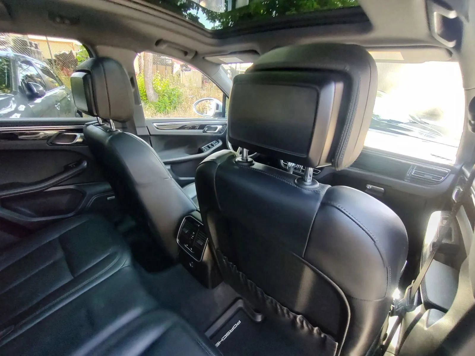 Used 2019 Porsche Macan AWD/4WD image 47