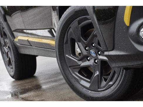 Certified 2025 Subaru Crosstrek 2.5i Sport w/ Crosstrek Mirror Package image 10