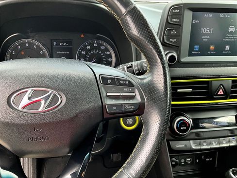 Used 2020 Hyundai Kona Limited FWD image 11