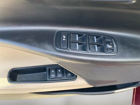 Used 2017 Jaguar XE Prestige RWD image 17