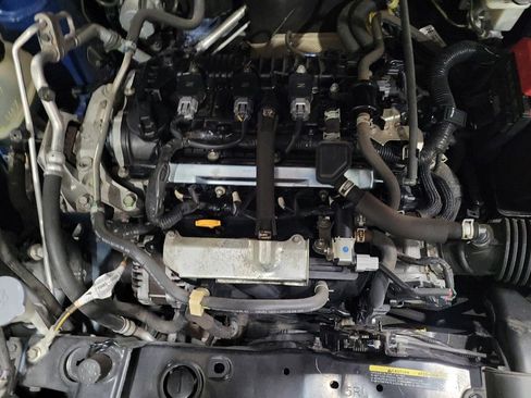 Used 2021 Nissan Kicks SV image 30