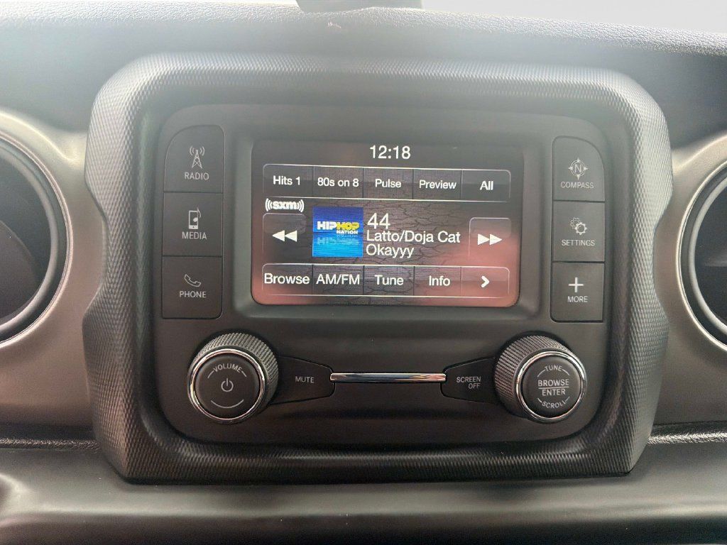 Used 2018 Jeep Wrangler Sport AWD/4WD image 18