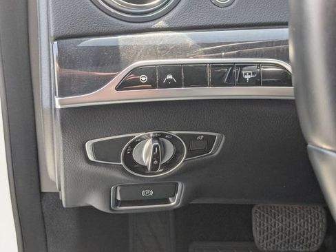 Used 2019 Mercedes-Benz S 560 Sedan image 12