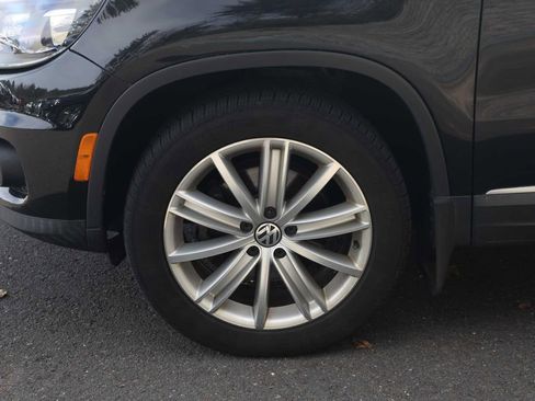 Used 2016 Volkswagen Tiguan SE image 10
