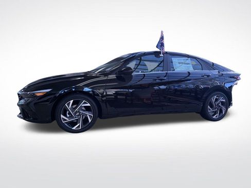 New 2026 Hyundai Elantra Limited image 10