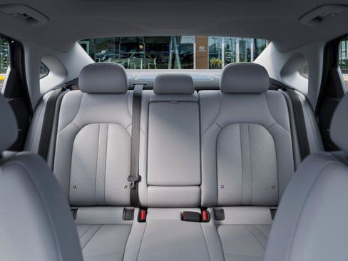 New 2025 Hyundai Sonata Limited FWD image 12
