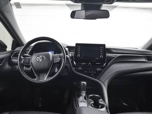 Used 2023 Toyota Camry SE image 23