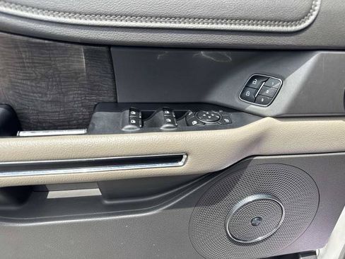 Certified 2019 Ford Expedition Limited w/ Equipment Group 301A RWD image 22