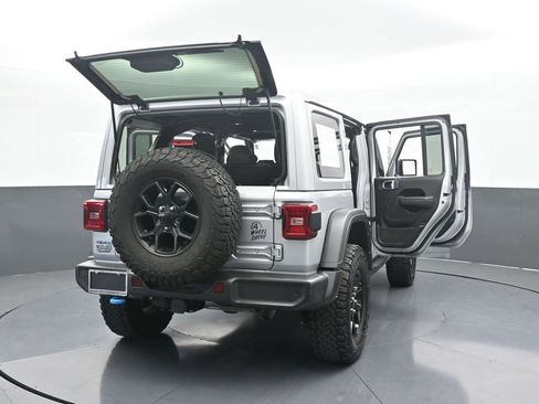 Used 2024 Jeep Wrangler Unlimited image 80