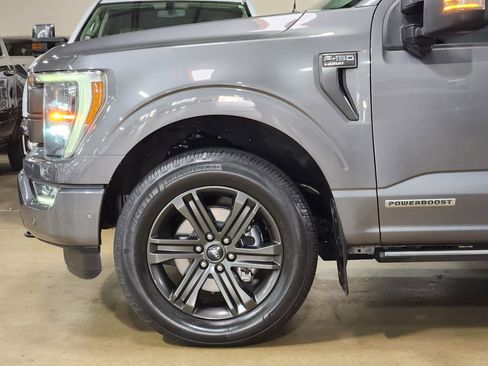 Used 2022 Ford F150 Lariat w/ Equipment Group 502A High AWD/4WD image 17