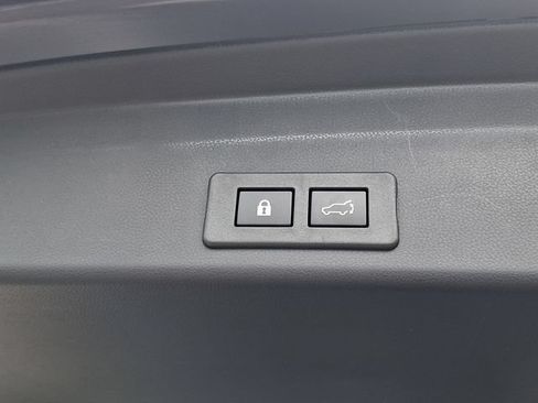 Certified 2025 Subaru Ascent Limited w/ Popular Package #2 AWD/4WD image 32