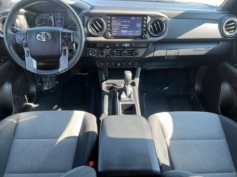 Used 2021 Toyota Tacoma TRD Off-Road w/ Technology Package AWD/4WD image 24