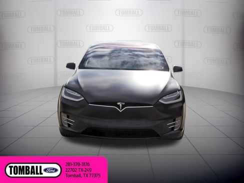 Used 2018 Tesla Model X AWD/4WD image 2