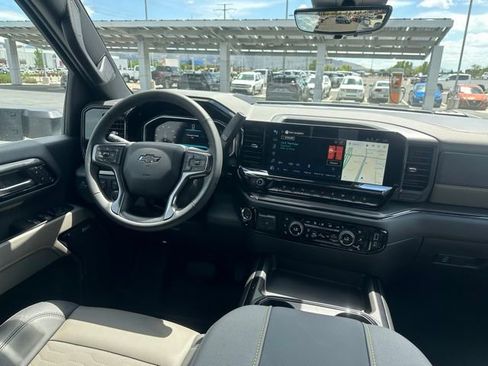 New 2026 Chevrolet Silverado 2500 ZR2 AWD/4WD image 17