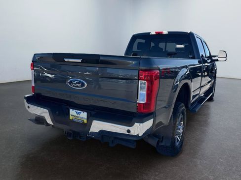 Used 2017 Ford F350 Lariat w/ Lariat Value Package AWD/4WD image 5