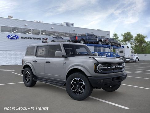 New 2026 Ford Bronco Outer Banks AWD/4WD image 7