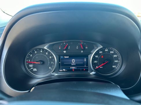 Used 2023 GMC Terrain SLE w/ Driver Convenience Package FWD image 11