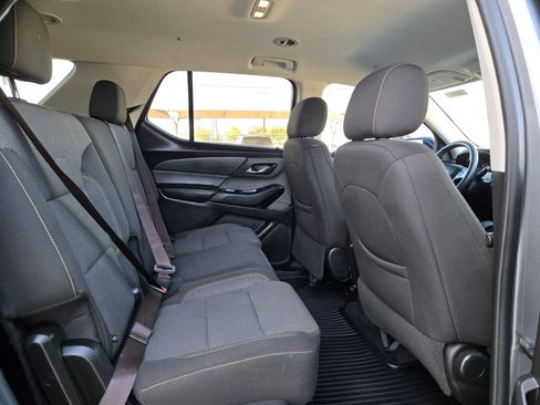 Certified 2021 Chevrolet Traverse LS w/ LPO, Blackout Package image 26