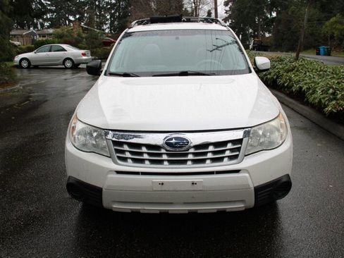 Used 2012 Subaru Forester 2.5X Premium image 10