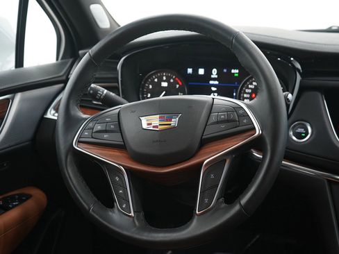 Used 2024 Cadillac XT5 Premium Luxury image 17