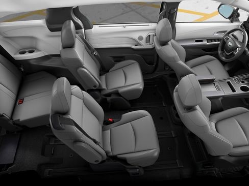 New 2025 Toyota Sienna XLE image 22