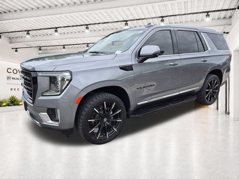 Used 2022 GMC Yukon SLT w/ SLT Premium Package AWD/4WD image 4