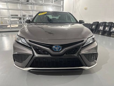Used 2024 Toyota Camry XSE w/ Navigation Package FWD image 2