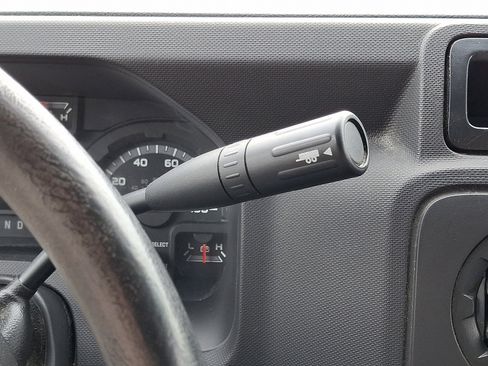 Used 2015 Ford E-350 and Econoline 350 Super Duty w/ Power Windows & Locks Group RWD image 15