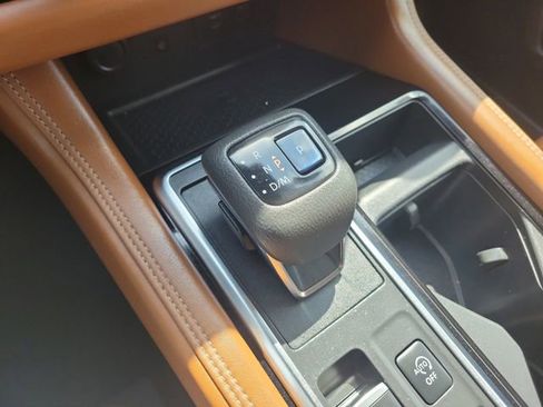 Used 2022 Nissan Pathfinder Platinum w/ Cargo Package image 36