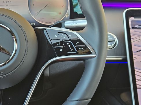 Used 2025 Mercedes-Benz S 580 4MATIC Sedan image 24