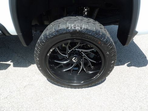 Used 2023 Chevrolet Silverado 2500 High Country w/ Z71 Off-Road Package AWD/4WD image 54