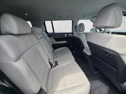 Used 2025 Hyundai Santa Fe SEL image 24