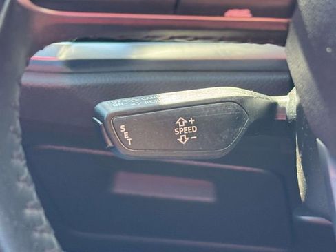 Used 2019 Audi Q3 2.0T Premium w/ Convenience Package image 19