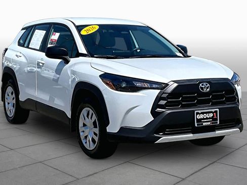 Used 2026 Toyota Corolla Cross L FWD image 3
